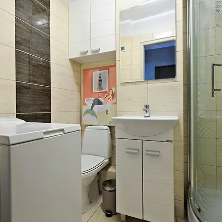 Urbannestgroup - Center Cozy - Bagno 7 아파트 바르샤바